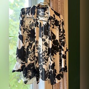 Zara black & white floral blouse • size M